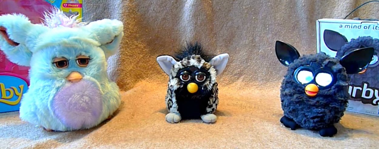 Furby_1998-2005_VS-Boom_2012