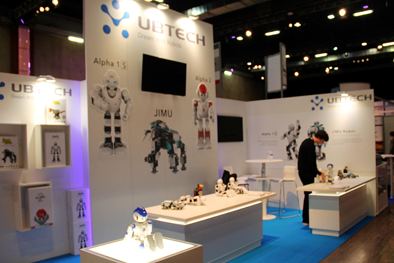 [Innorobo] Les robots Alpha d’UBTECH