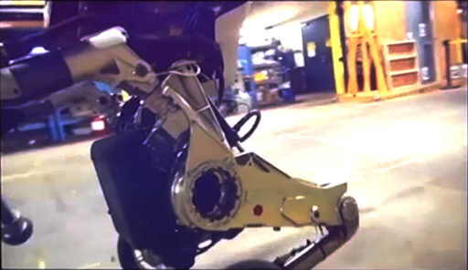 Détail du Atlas à 2 roues