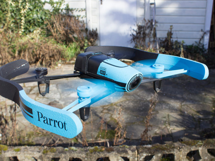 Parrot lance ses programmes de formation aux drones