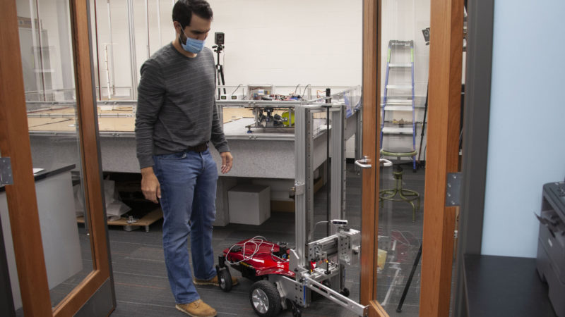Un robot capable d’ouvrir des portes : un pas en avant