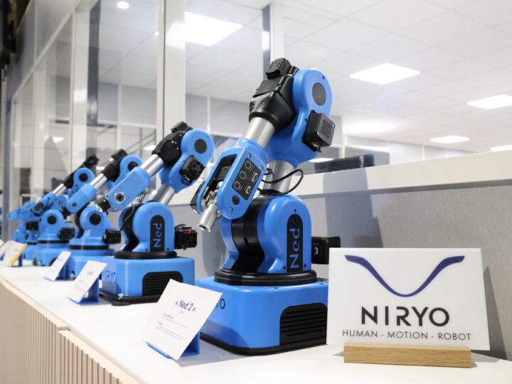 Niryo lève 10 millions d’euros pour continuer son expansion à l’international